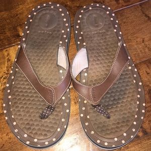 Brown Clark’s Privo Flip Flop Sandal Size 9M